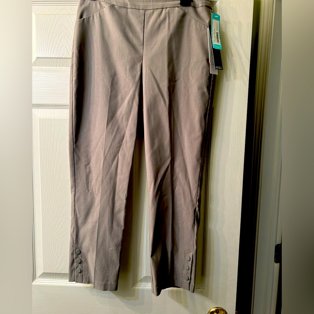 Light Gray Capri pants